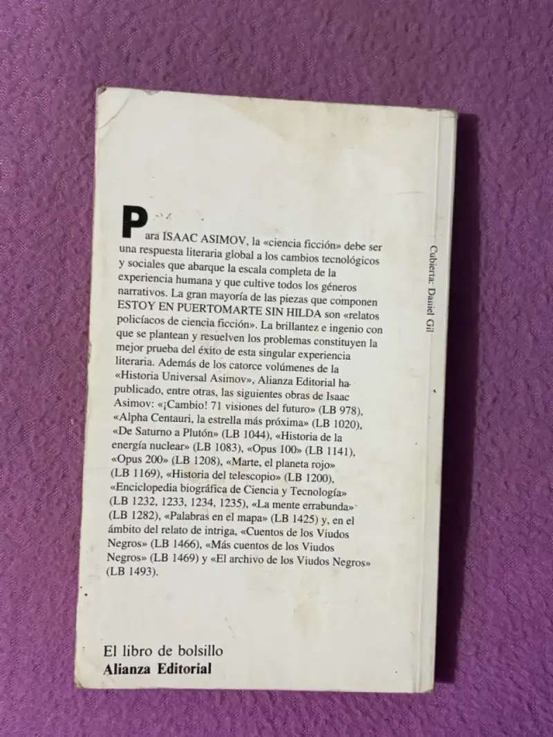 Libro 'Estoy en Puertomarte sin Hilda' de Asimov - 2