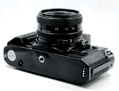 Cámara Canon A-1 con lente 50mm f/1.8 - miniatura 3