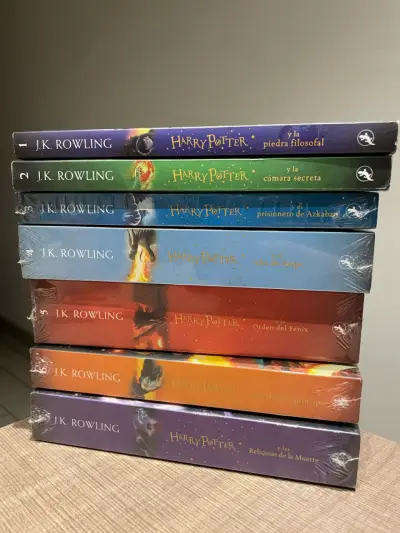 Colección completa de libros Harry Potter - miniatura 1