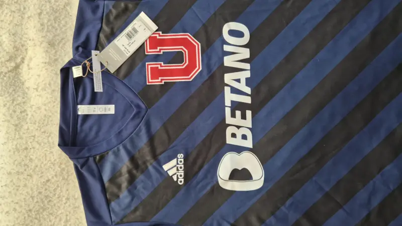 Camiseta Adidas U de Chile Betano azul - 1
