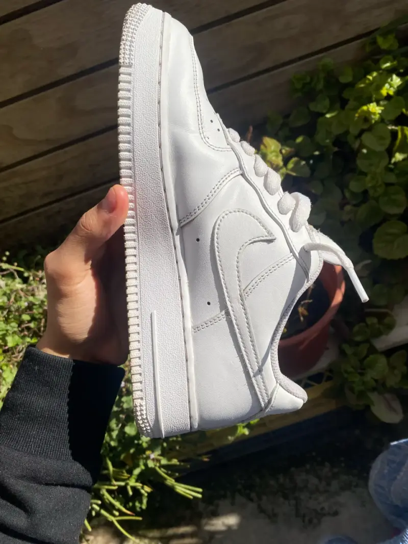 Zapatillas deportivas blancas Nike Air Force 1 - 4