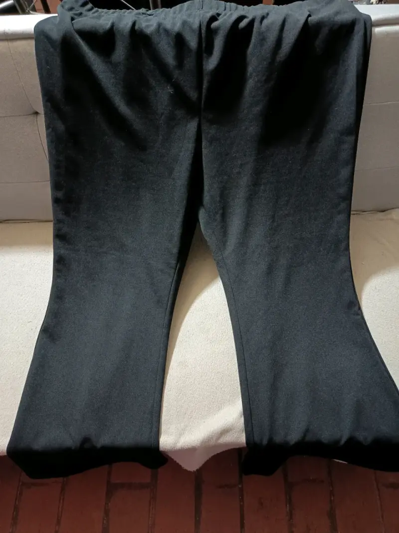 Pantalón negro de mujer cómodo talla grande - 3