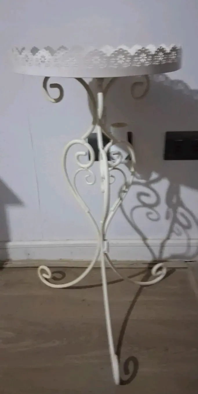 Mesita de pedestal blanca - 2