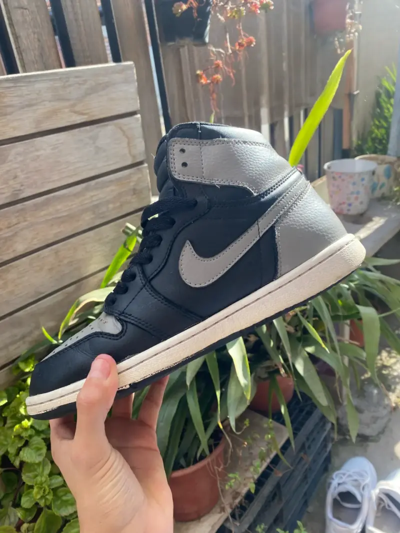 Zapatillas Air Jordan 1 negras y grises - 5