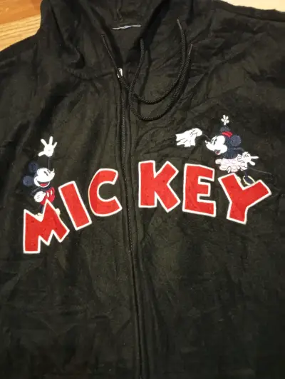 Polerón negro con capucha de Mickey - miniatura 2
