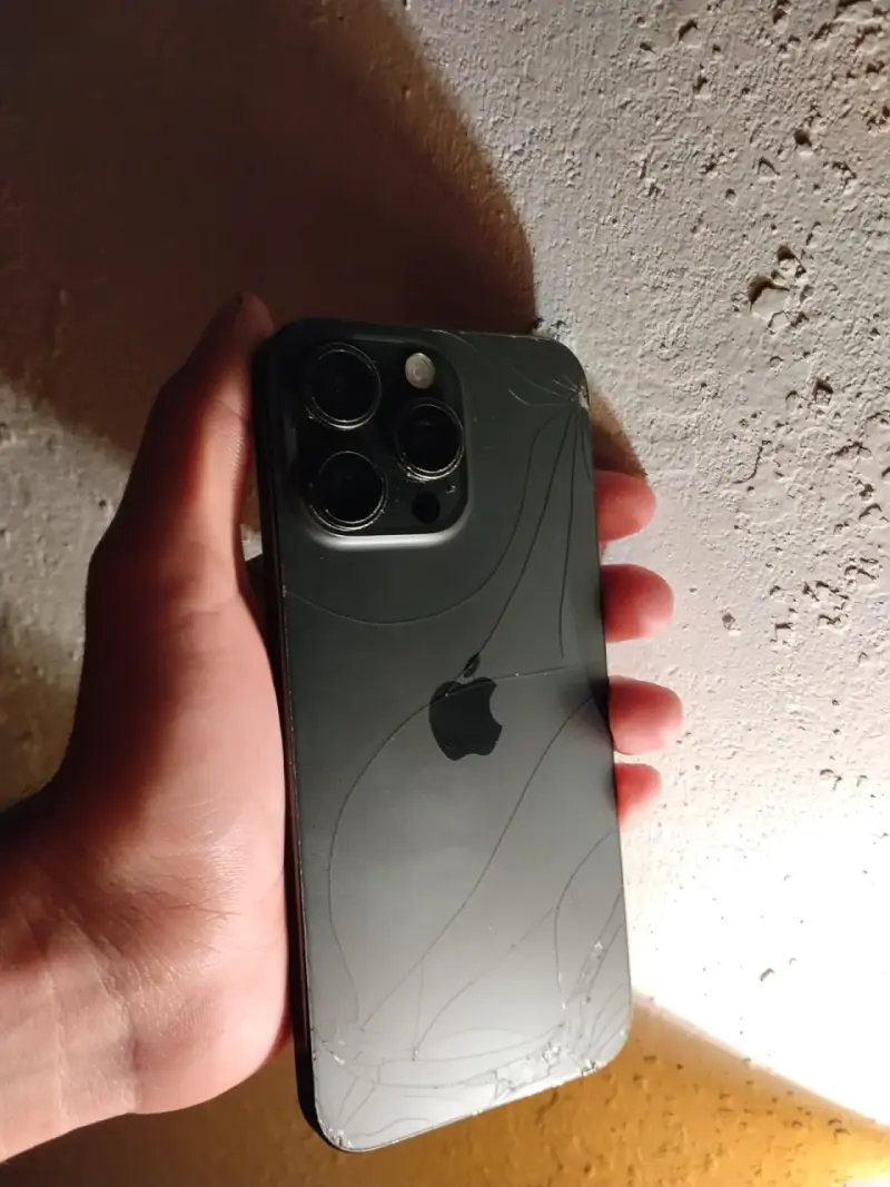 Vendo o cambio iPhone 15 pro max - 3