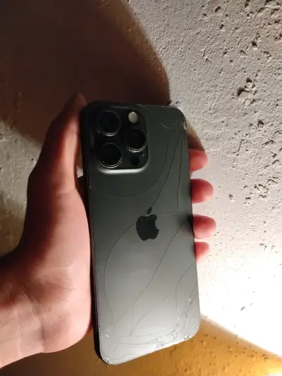 Vendo o cambio iPhone 15 pro max - miniatura 3