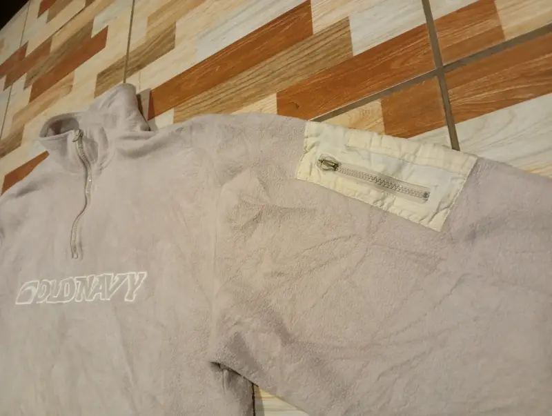 Polerón beige Old Navy con cierre - 2