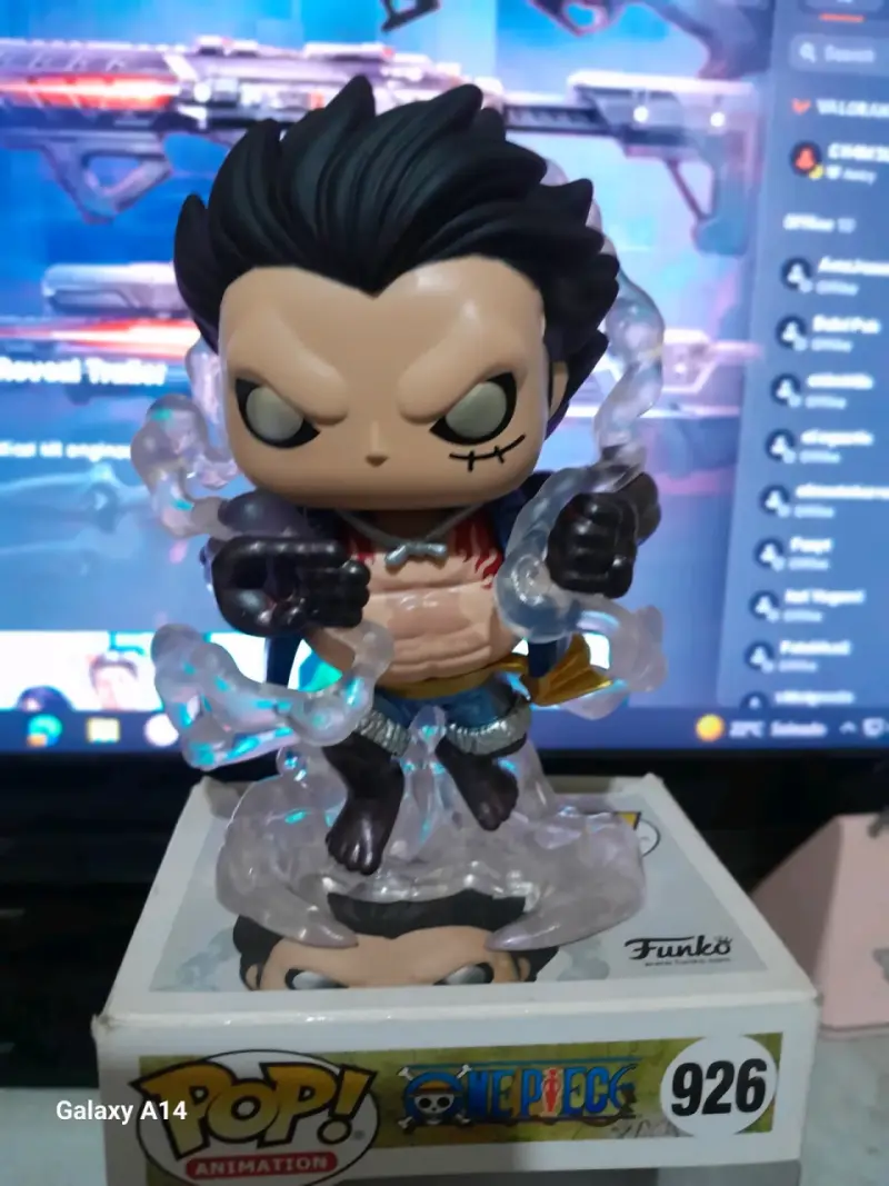 Figura Funko Pop edición especial - 4