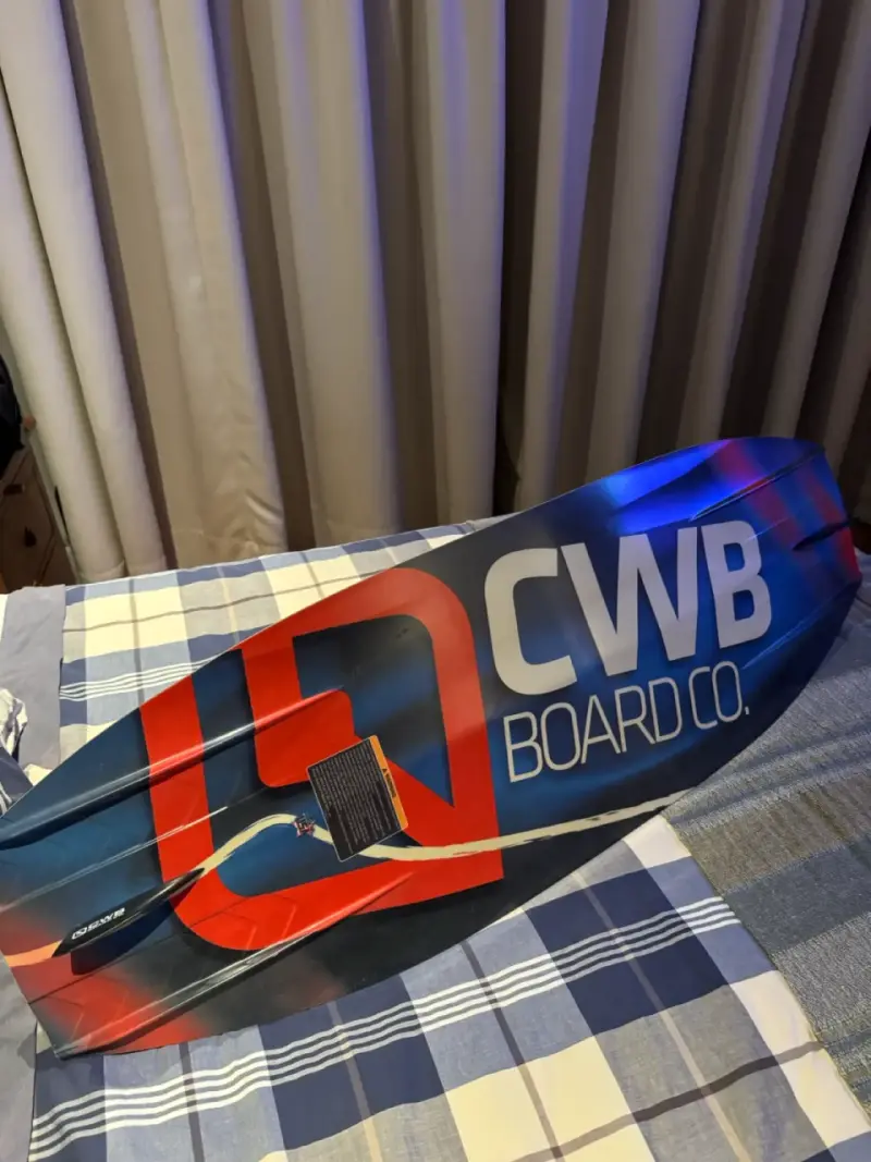 Tabla de wakeboard Absolute con fijaciones - 2