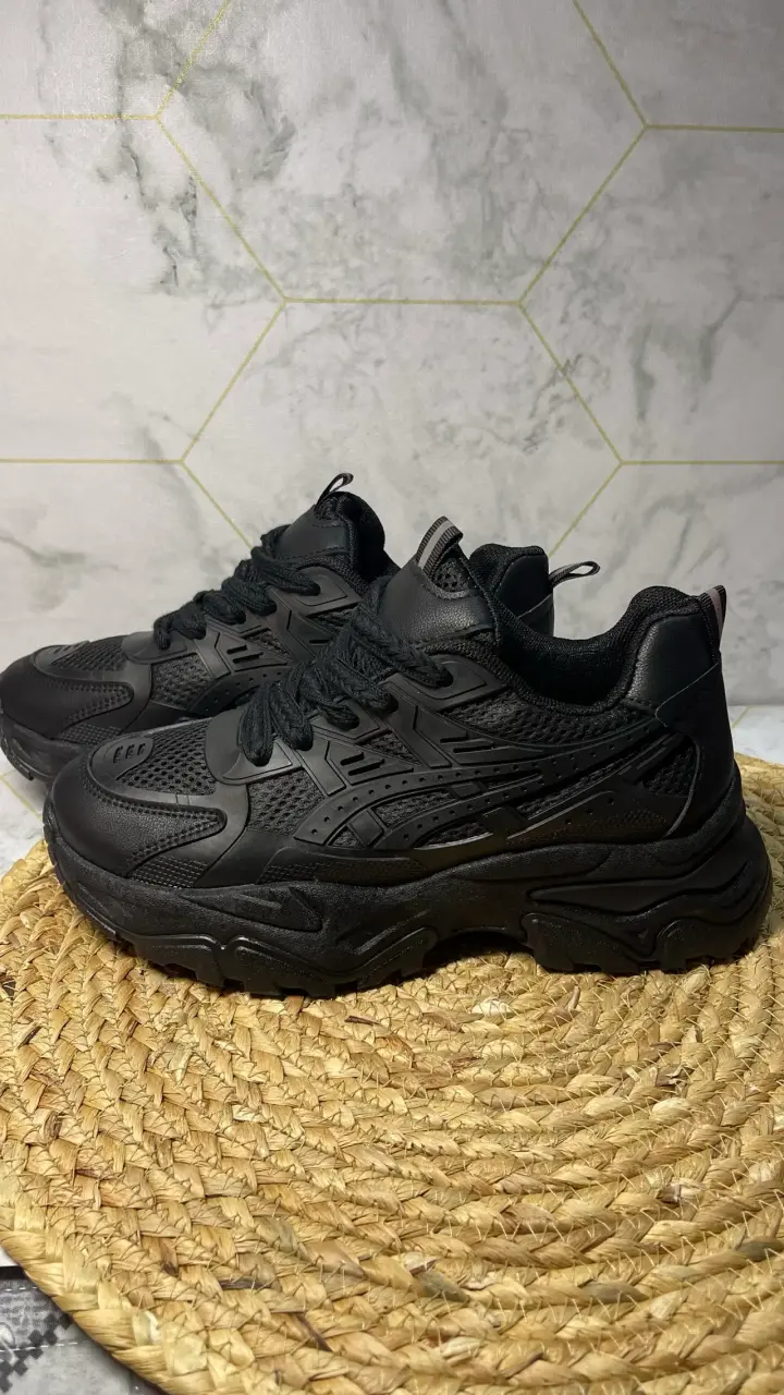 Zapatillas deportivas negras unisex - 2