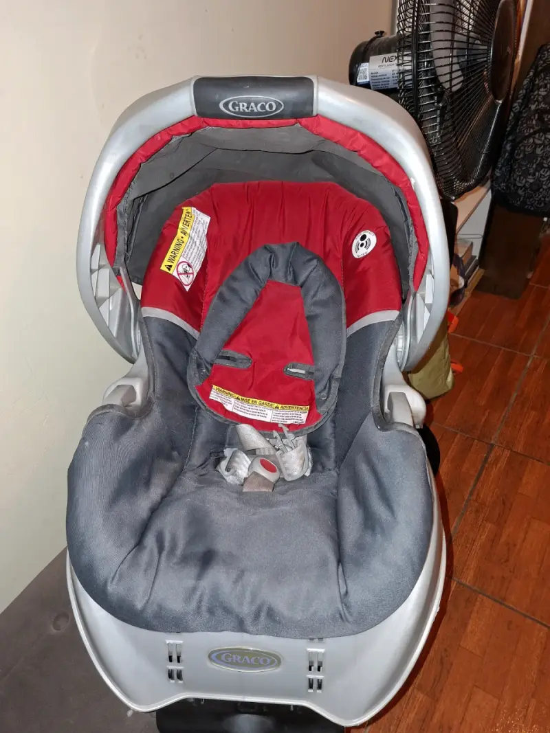Silla de auto Graco huevito roja - 2