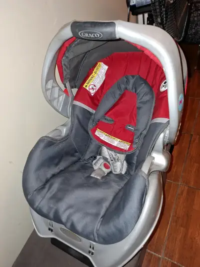 Silla de auto Graco huevito roja - miniatura 4