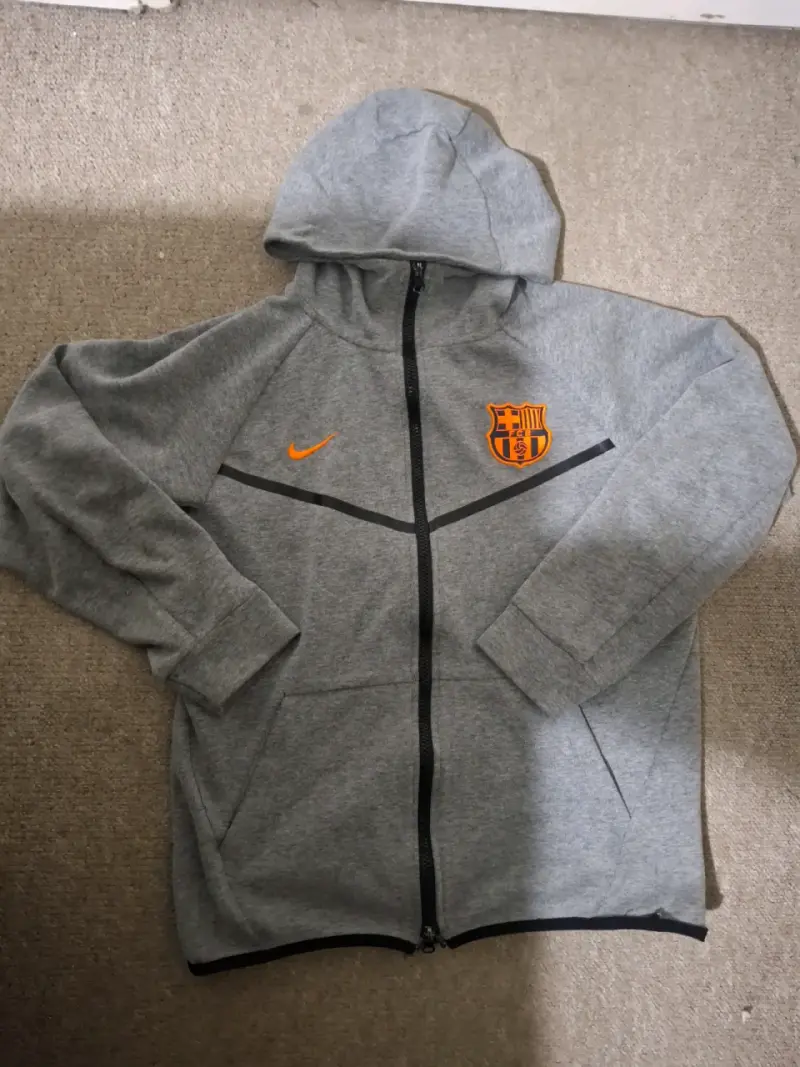 Polerón Nike gris con capucha FC Barcelona - 1