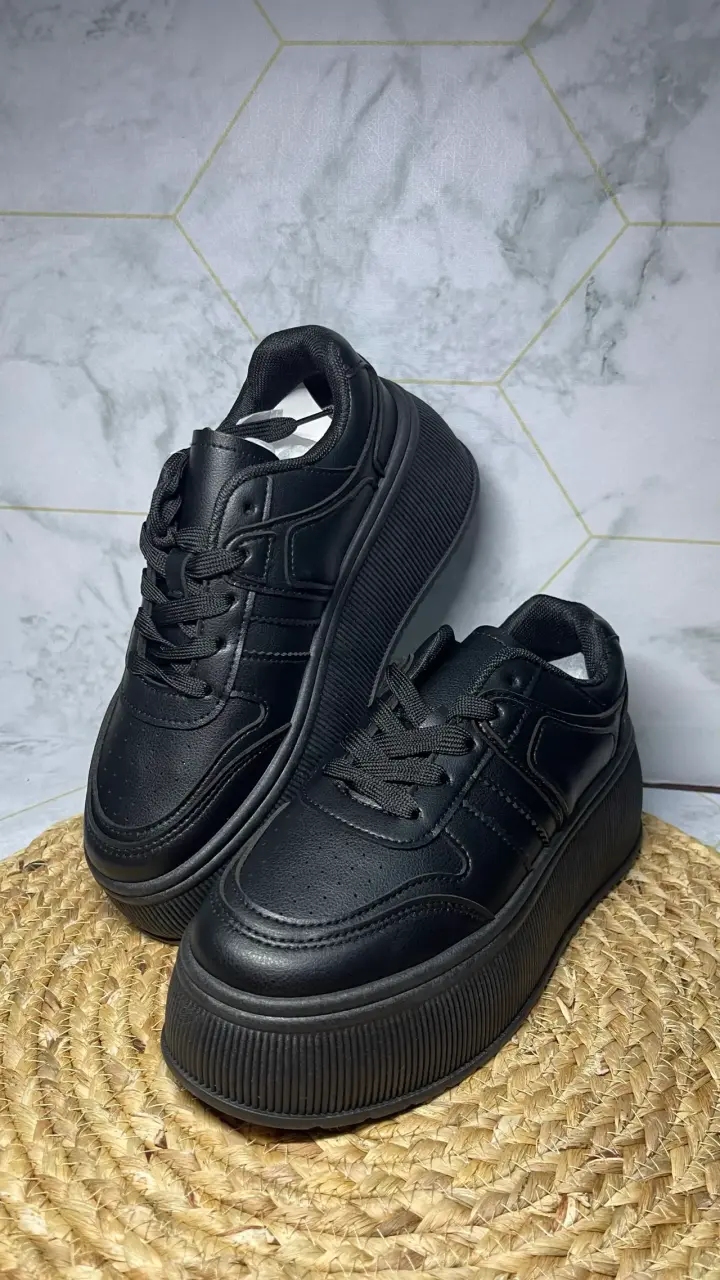 Zapatillas negras con plataforma - 2