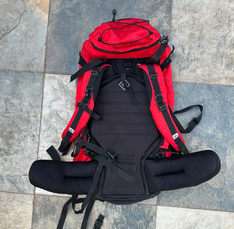 Mochila de senderismo Doite roja - 2