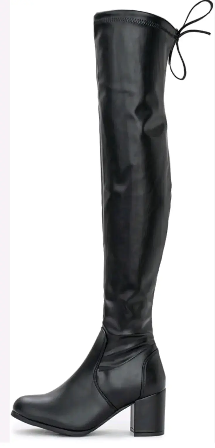 Botas negras por encima de las rodillas - 3