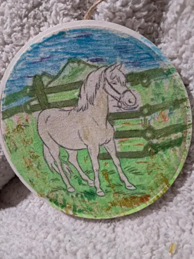 Adorno decorativo de caballo pintado a mano - miniatura 3