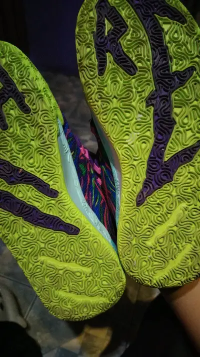 Zapatillas deportivas coloridas - miniatura 6