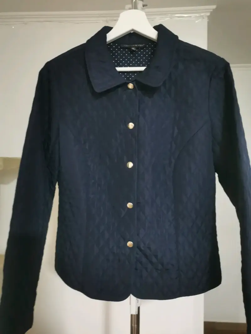 Chaqueta delgada azul marino con botones metwlicos - 1