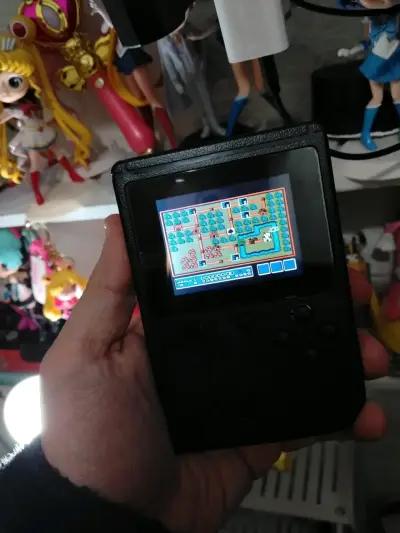 Consola portátil retro con Super Mario Bros - miniatura 2