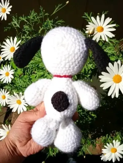 Peluche tejido a mano de Snoopy - miniatura 2