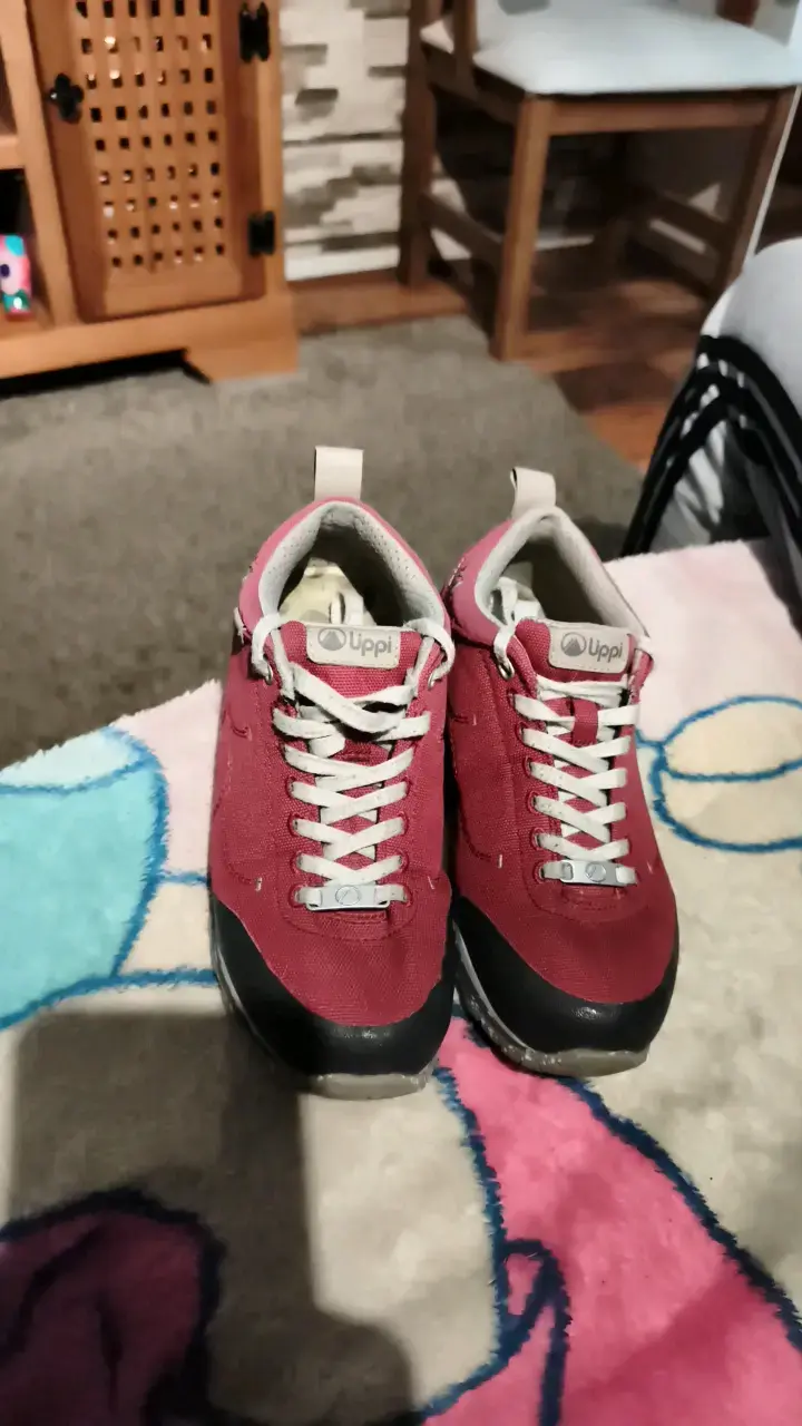 Zapatillas deportivas Lipoi rojo y negro - 1