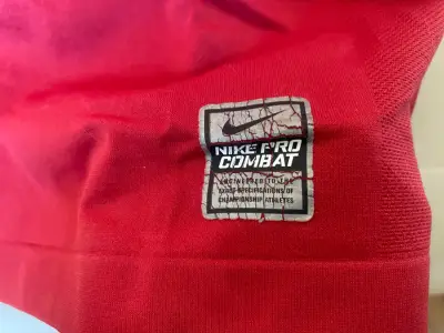 Polera primera capa Nike pro combat FC Barcelona - miniatura 6