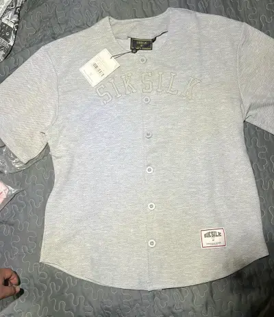 Chaqueta gris Siksilk de hombre - miniatura 2