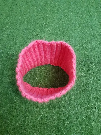 Cuello tejido a crochet color rosa - miniatura 2