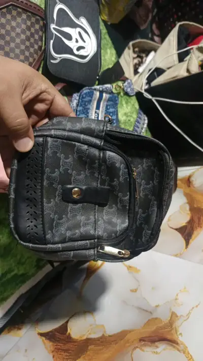 Set de carteras y bolsos variados 2milc/d - miniatura 2