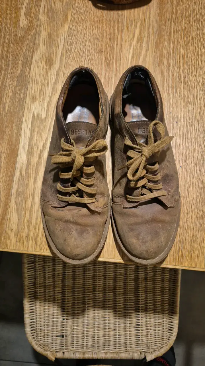 Zapatos de cuero Bestias usados - 1