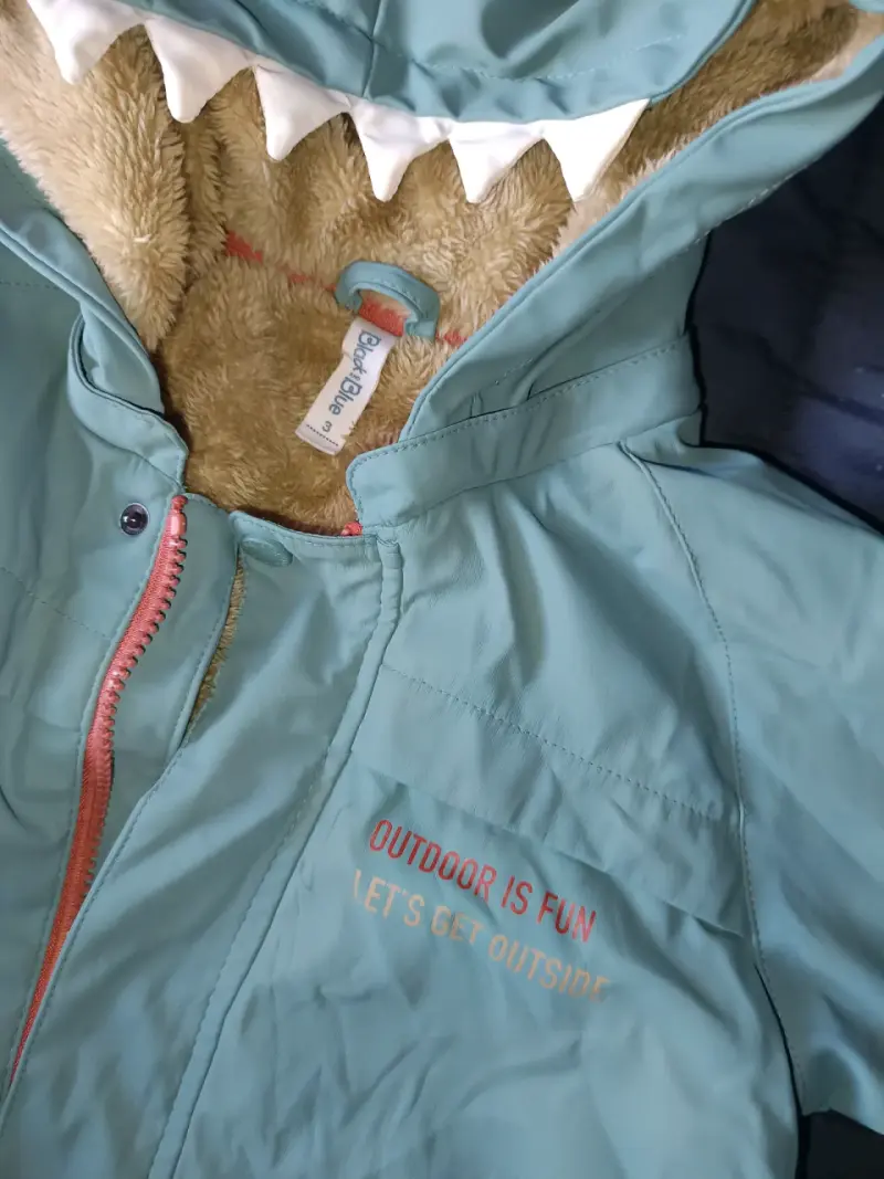 Chaqueta infantil impermeable con capucha - 2