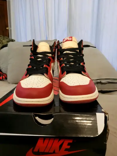 Air Jordan 1 High OG  Chicago Lost & Found - miniatura 1
