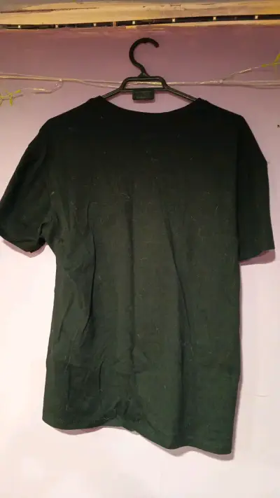 Polera negra con diseño de villanos Disney - miniatura 2