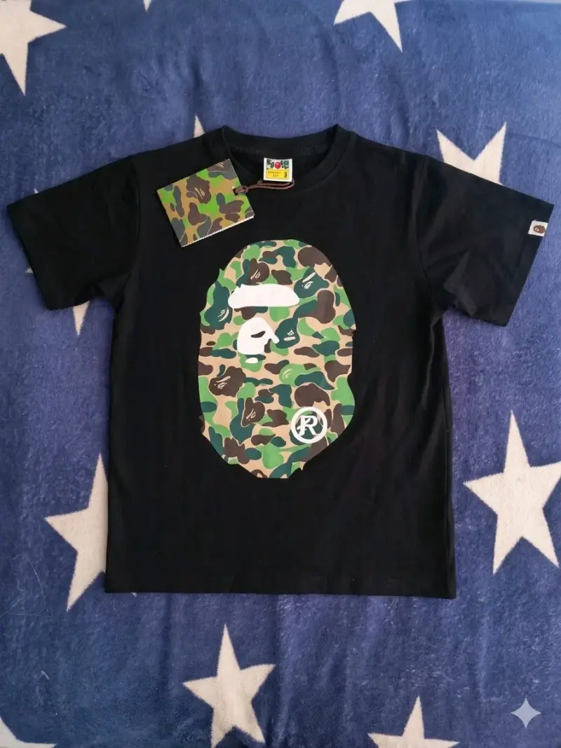 Polera negra Bape