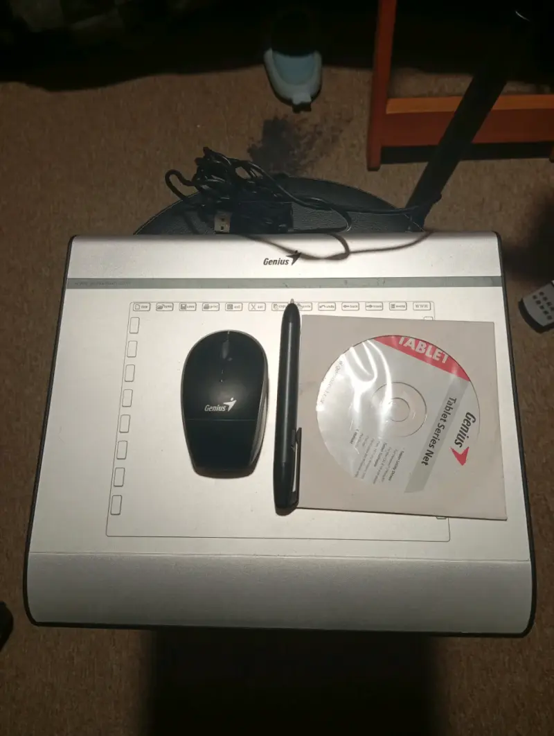 Tableta Gráfica Genius i608x - 1