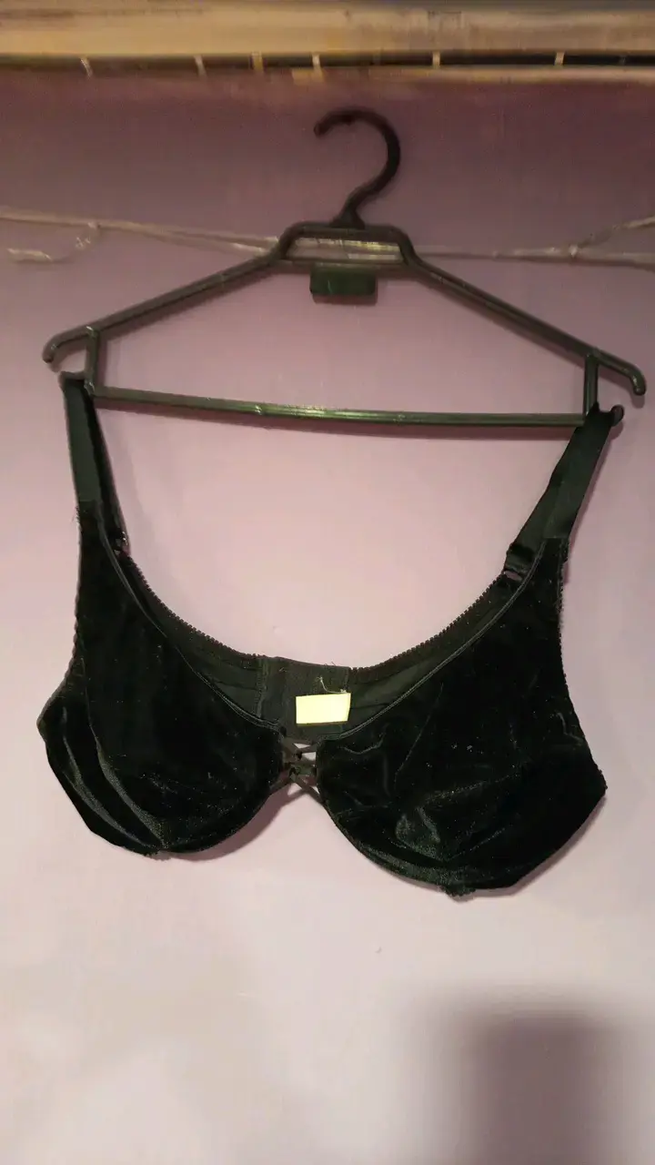 Top negro de terciopelo elegante - 1