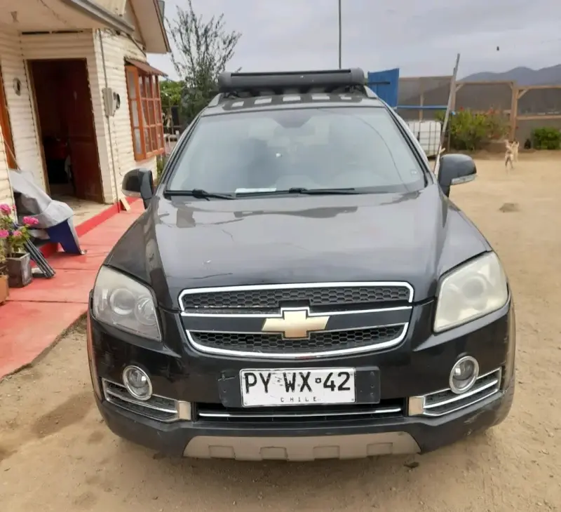Chevrolet Captiva SUV en buen estado - 1