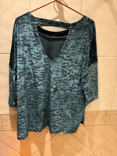 Blusa de terciopelo gris verdoso oscuro - miniatura 2