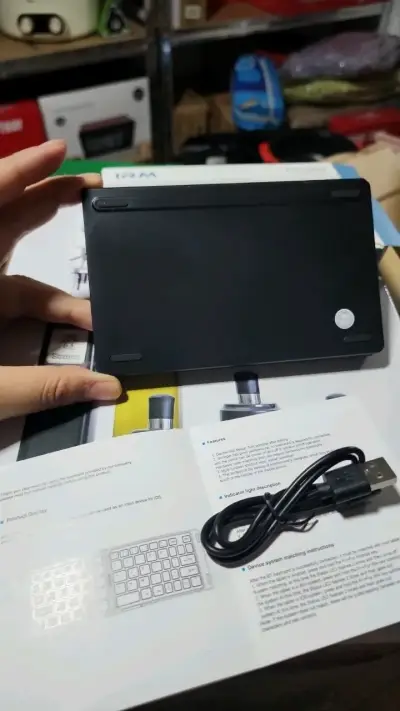 Teclado plegable inalámbrico portátil - miniatura 2