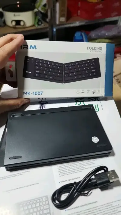 Teclado plegable inalámbrico portátil - miniatura 3