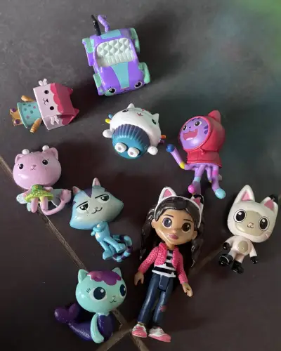 Casa de Gabby celebración con personajes y más - miniatura 5