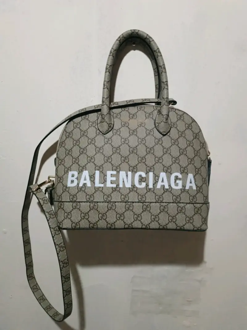 Bolso Balenciaga estampado monograma - 2