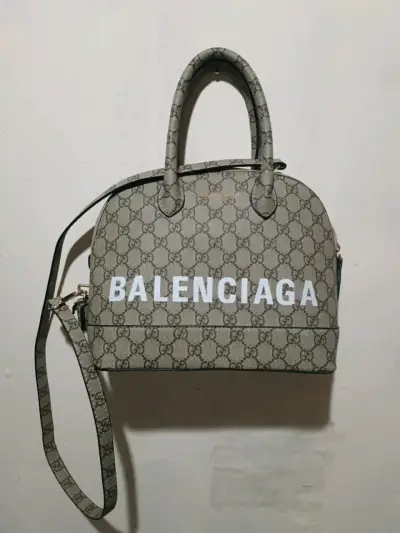 Bolso Balenciaga estampado monograma - miniatura 2
