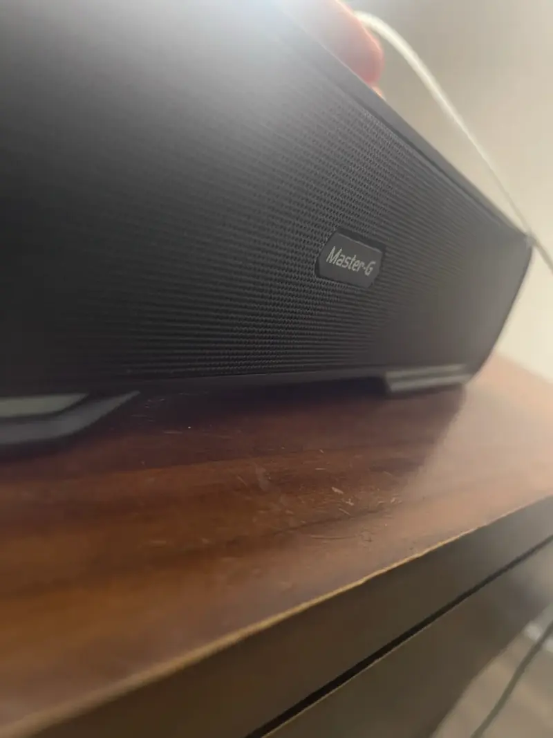 Barra de sonido Master-G con luces LED RGB - 2