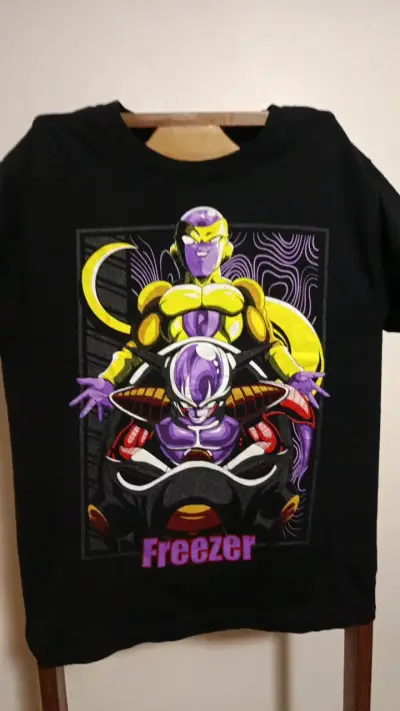 Polera negra Freezer Dragon Ball - miniatura 1