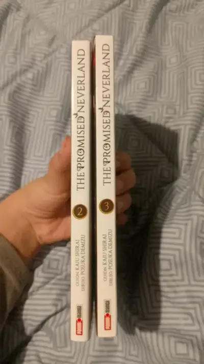 Mangas The Promised Neverland Vol. 2 y 3 - miniatura 2