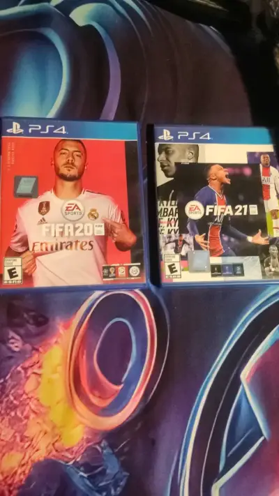 Juego FIFA 20 y FIFA 21 para PS4 - miniatura 1
