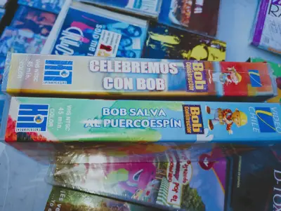 Colección de películas infantiles en VHS - miniatura 2